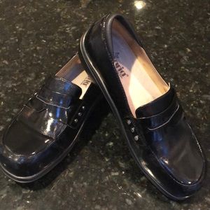 Alegria Loafer - Sz 41